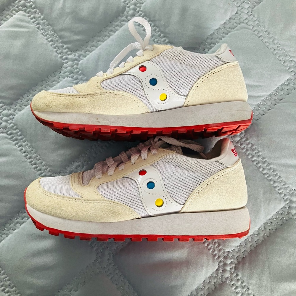 Saucony Jazz, Men’s size 4.5, women’s 5.5